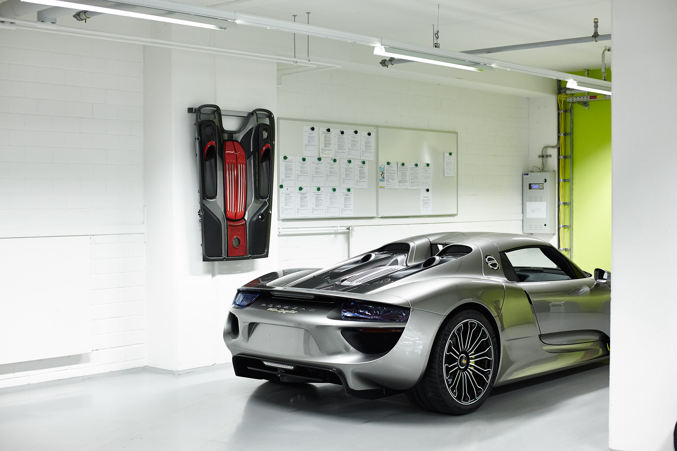 Telegraph Luxury | Porsche