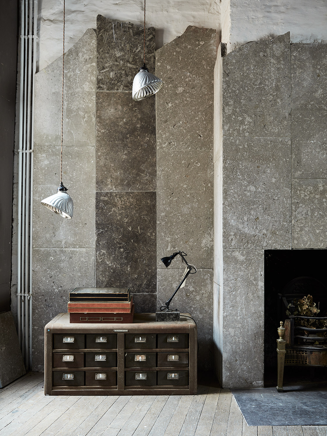 Hole & Corner | Retrouvius