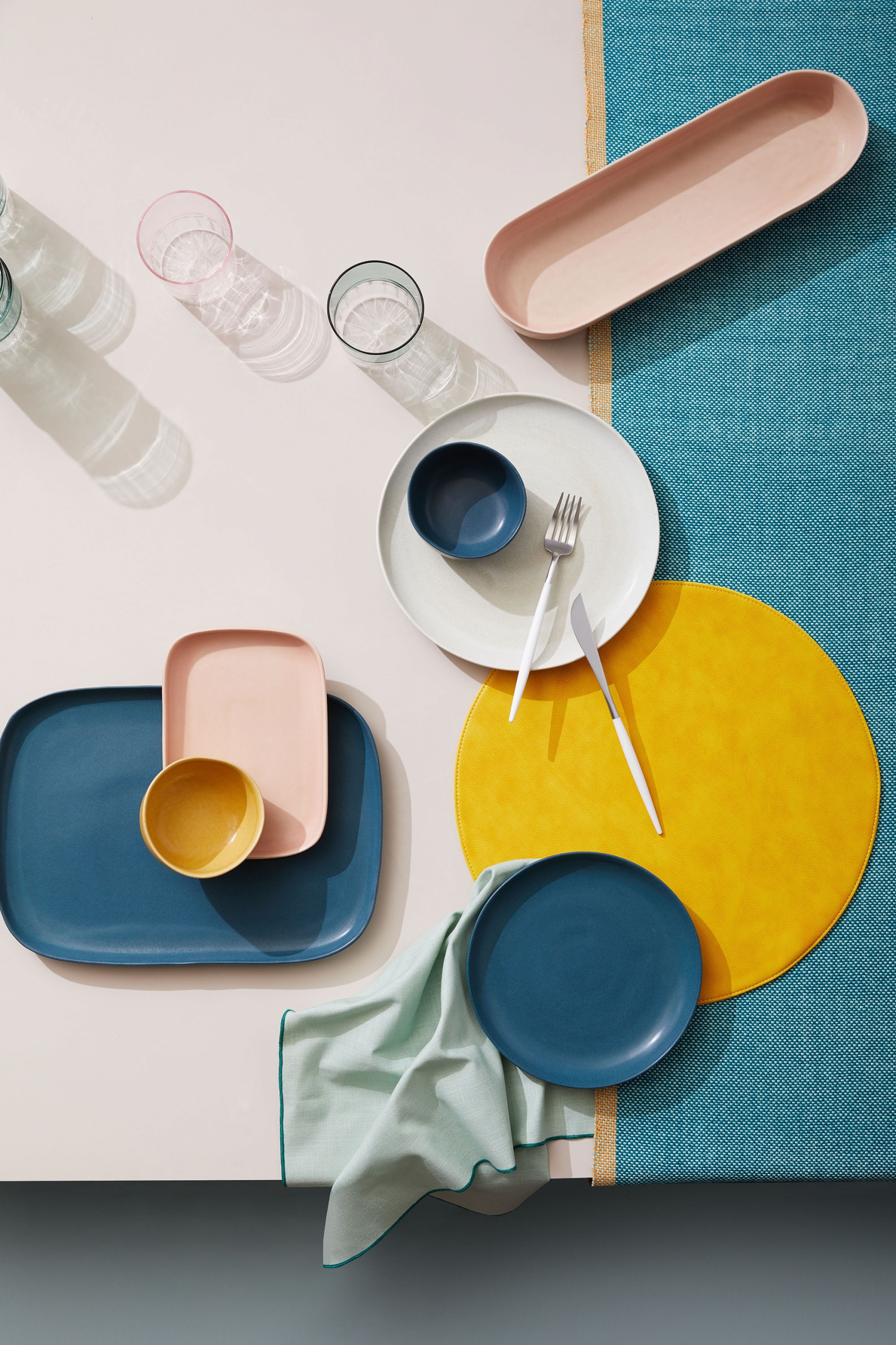 Crate & Barrel – Trove