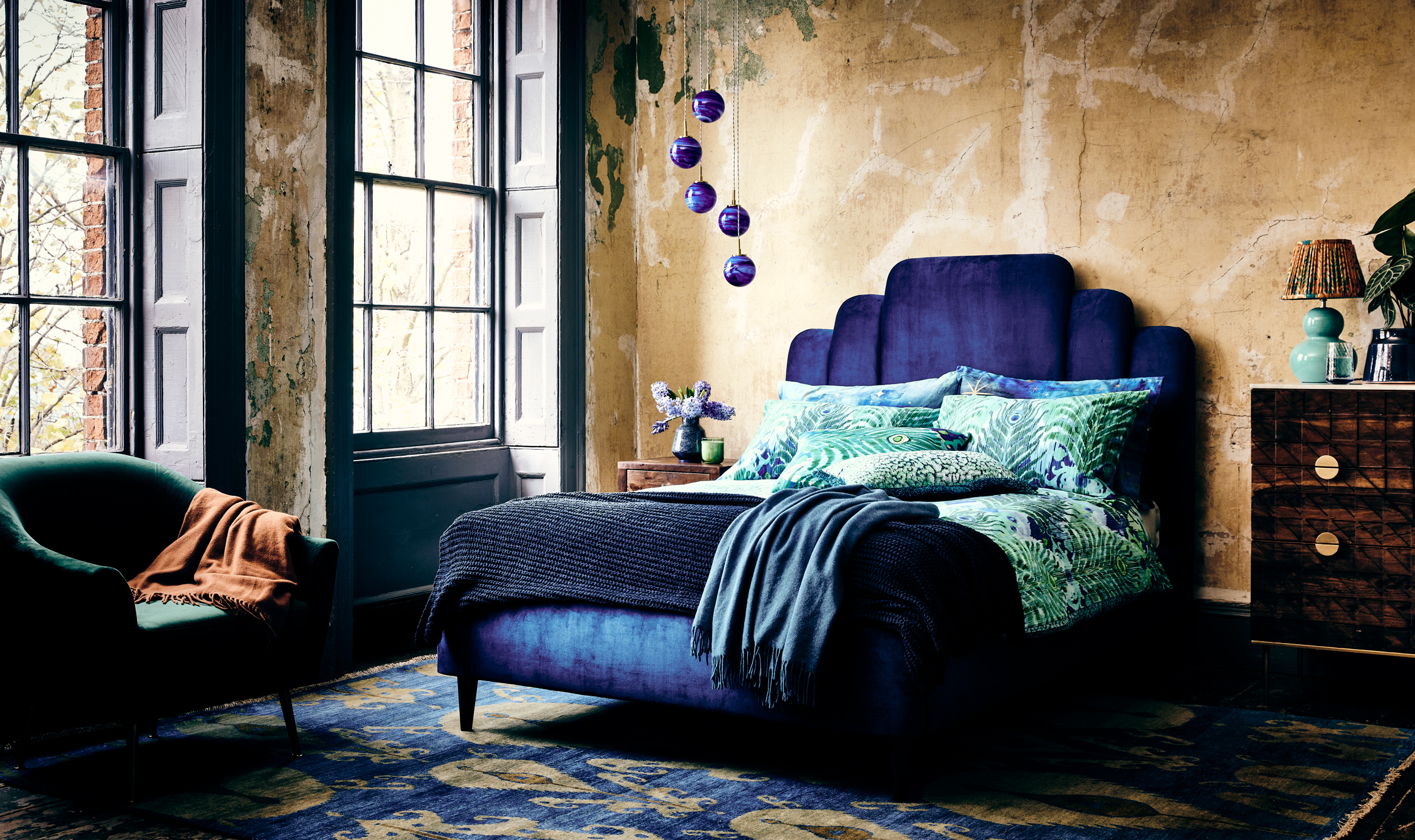 JL x Matthew Williamson