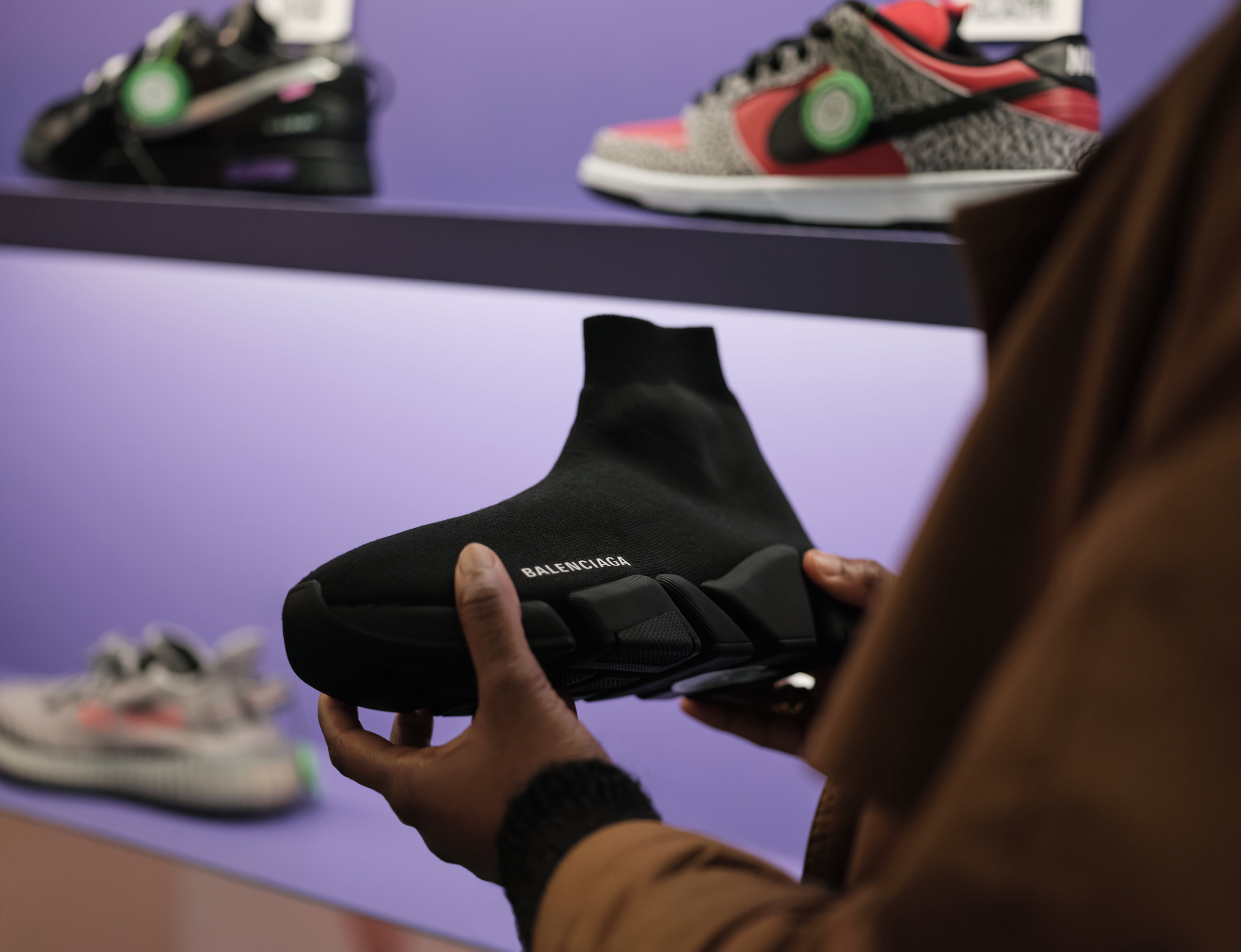 StockX