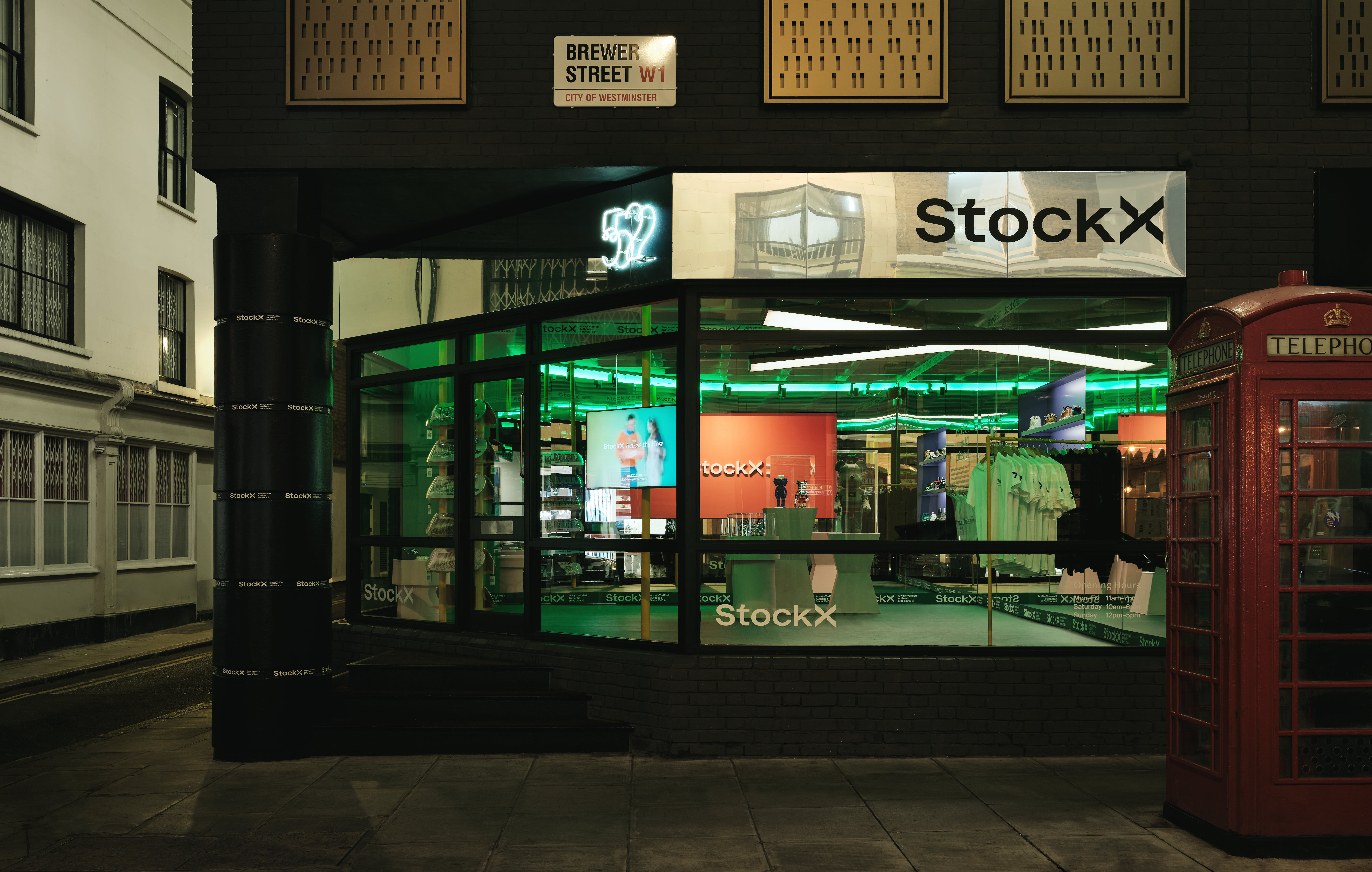 StockX