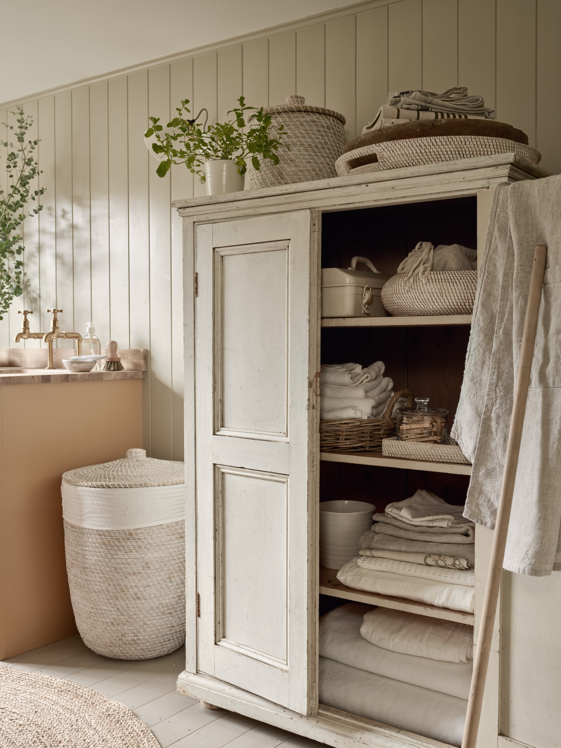 The White Company | Spring Summer