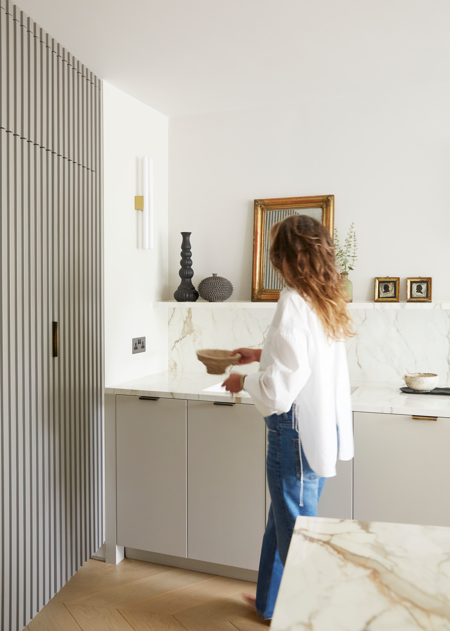 Monica Tostes Design | De Beauvoir project