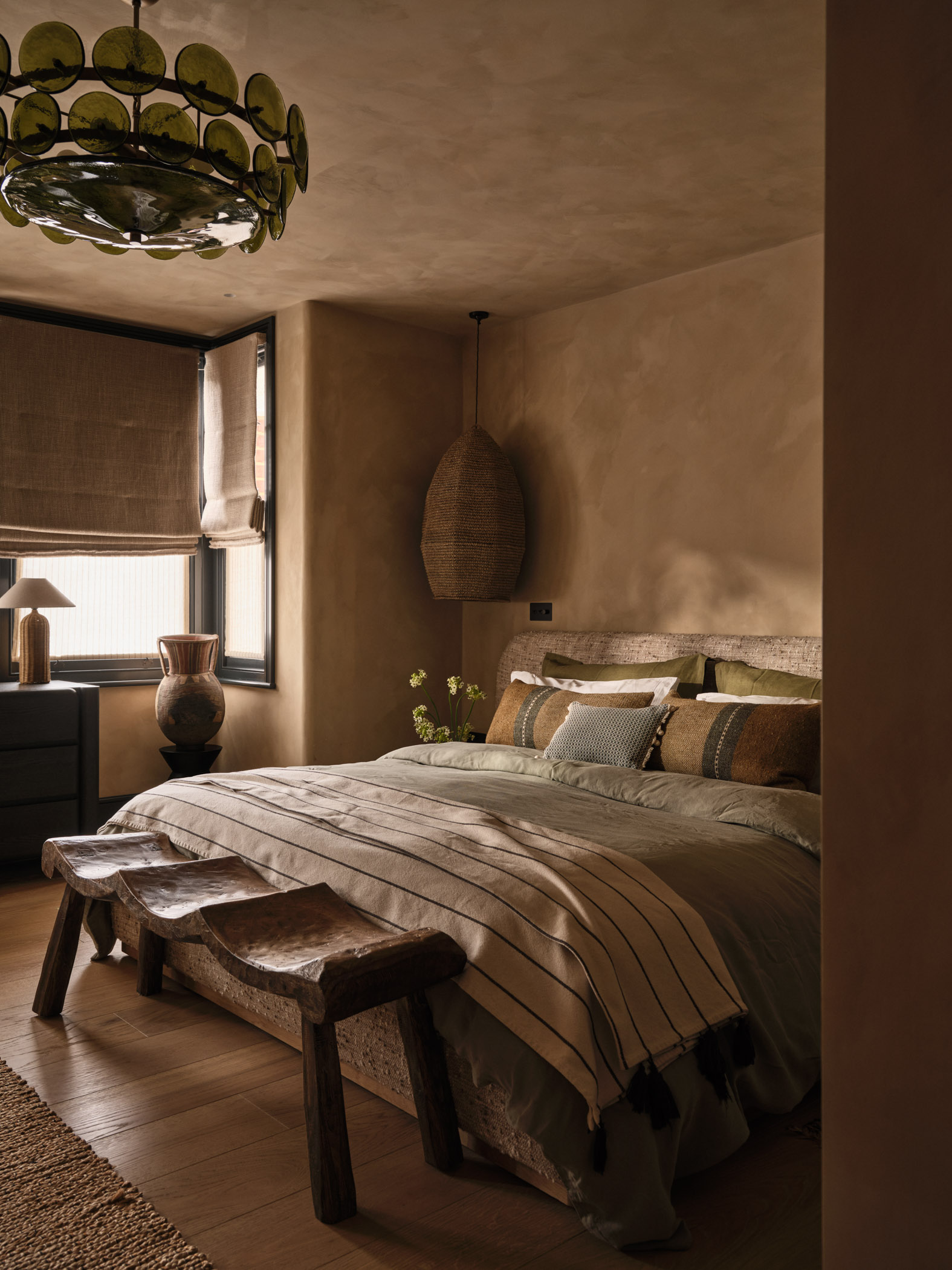 Homes & Gardens